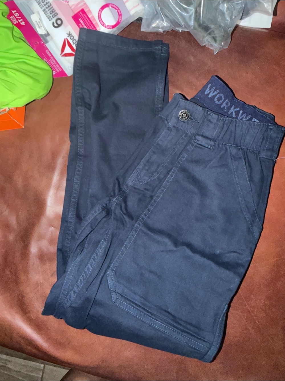 woman’s work pants size 6